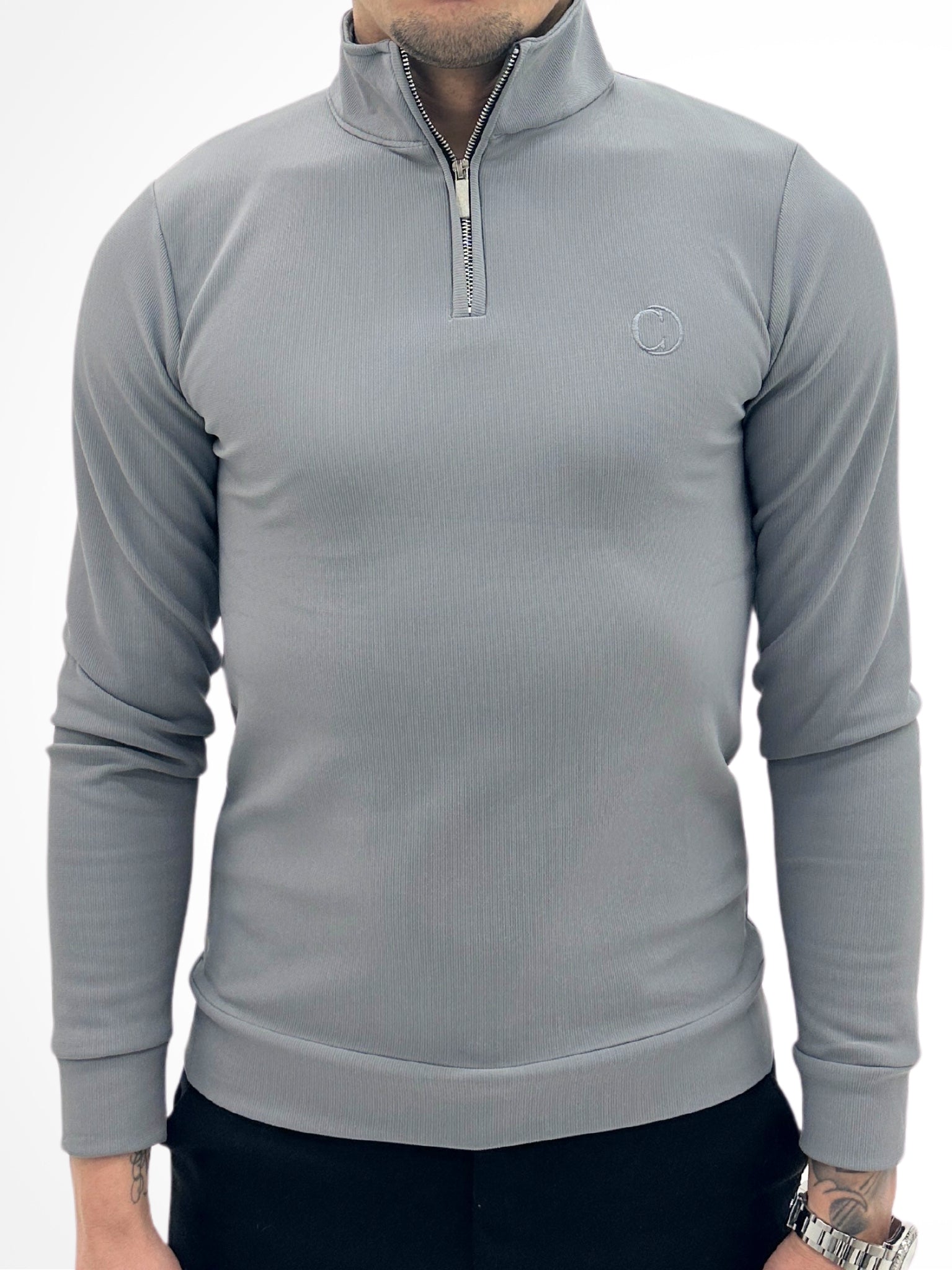 THE MILAN HALF-ZIP PULLOVER – DARK GRAY