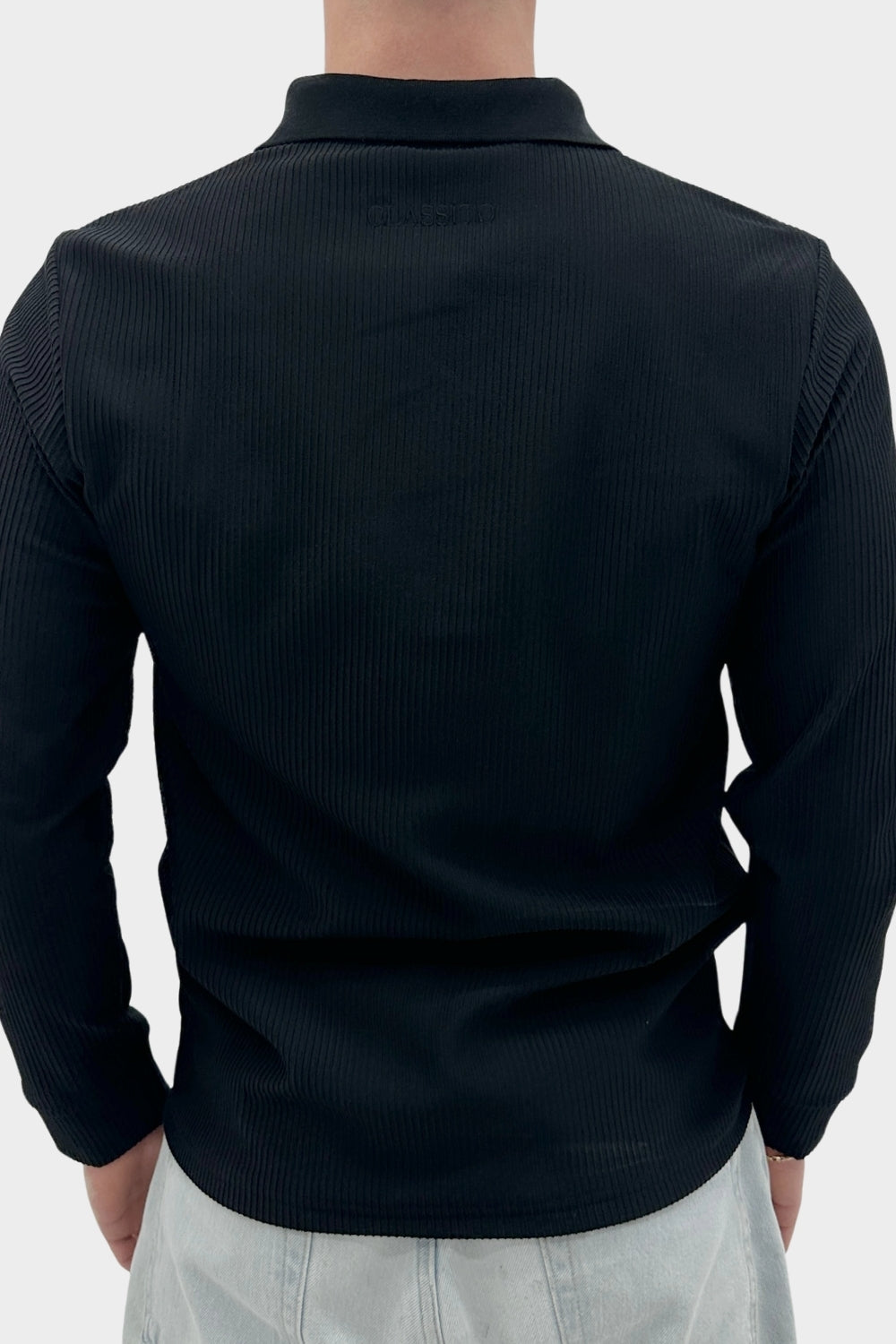 THE RIBBED LONGSLEEVE POLO JET BLACK