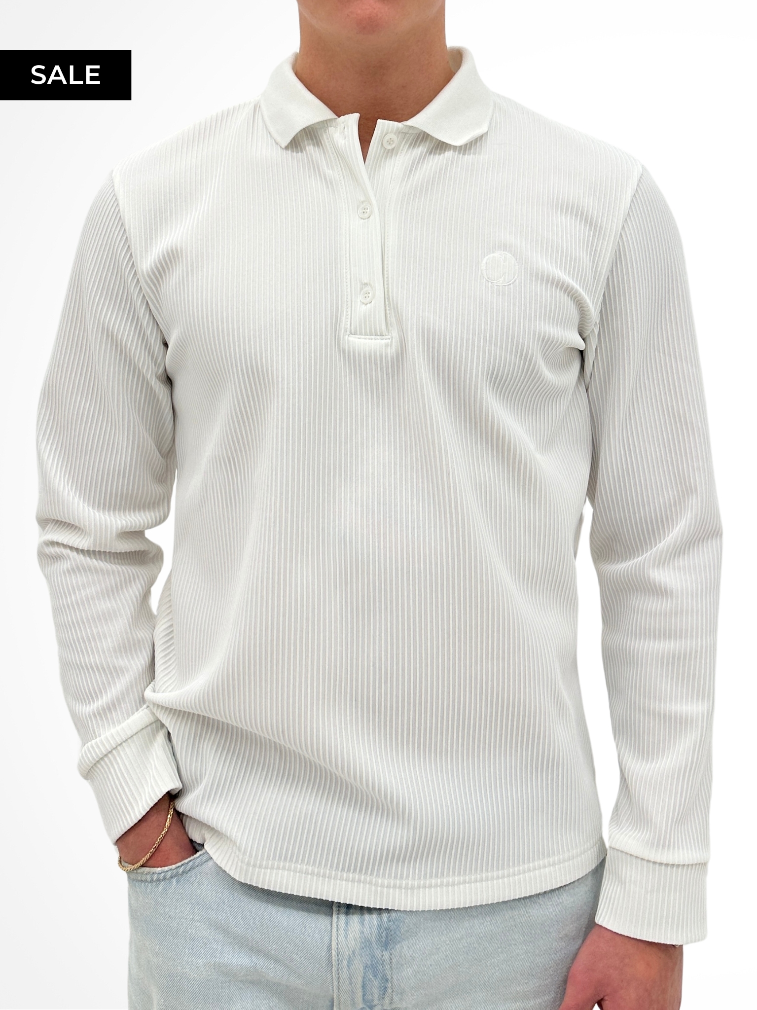 THE RIBBED LONGSLEEVE POLO OFF-WHITE (BACKSIDE)